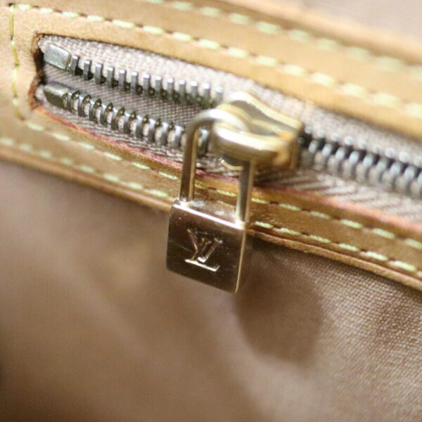 c22 5976 17 Louis Vuitton Lead PM Handbag Vernis Enamel Beige