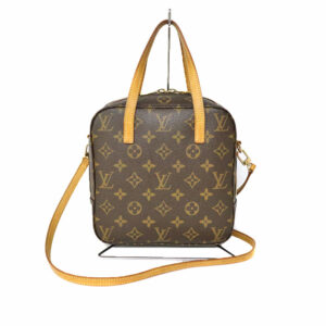 c22 5989 1 Louis Vuitton Compiègne 28 Clutch Bag Monogram Brown