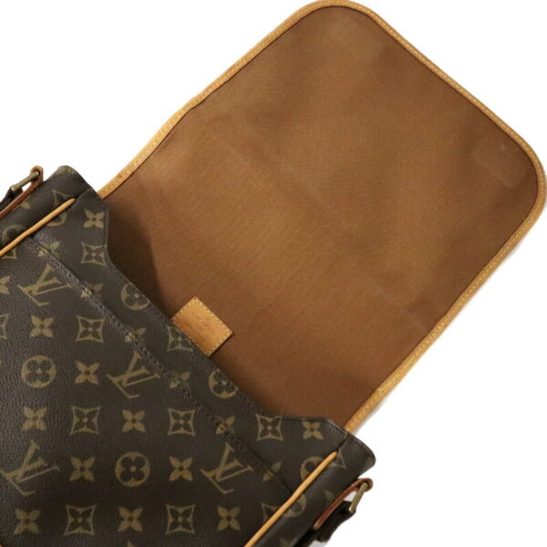 c22 6307 6 Louis Vuitton Messenger Bosfall PM Shoulder Bag Monogram