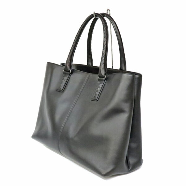 c22 633 2 Bottega Veneta Marco Polo Tote Bag Intrecciato Leather Black