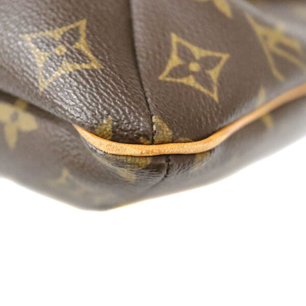 c22 6395 7 Louis Vuitton Musette Shoulder Bag Monogram Canvas Brown