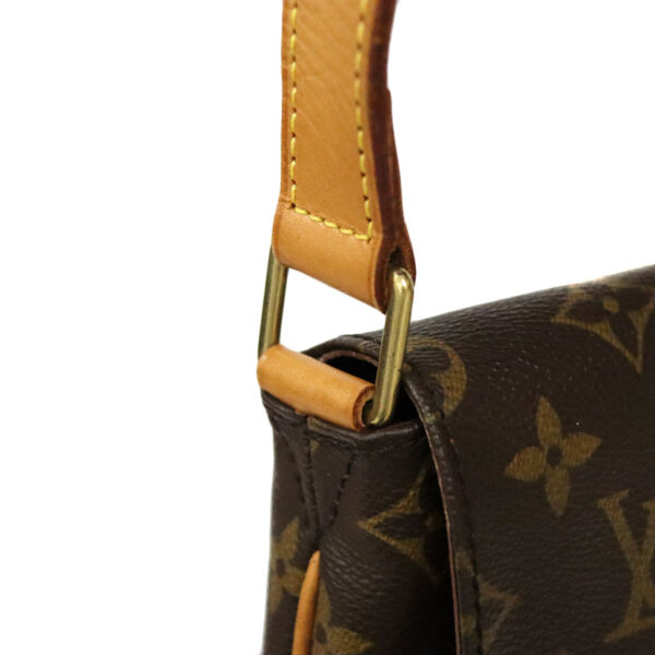 c22 6395 8 Louis Vuitton Musette Shoulder Bag Monogram Canvas Brown