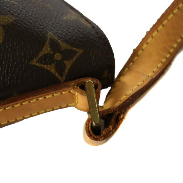 c22 6494 11 Louis Vuitton Trotter Shoulder Bag Monogram Canvas