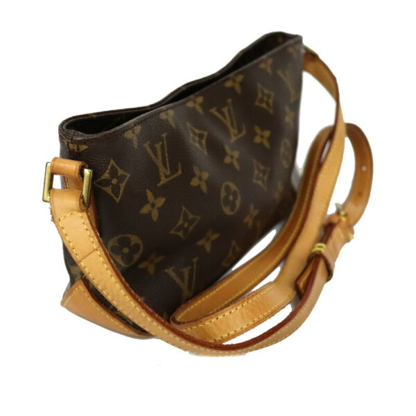 c22 6494 2 Louis Vuitton Trotter Shoulder Bag Monogram Canvas