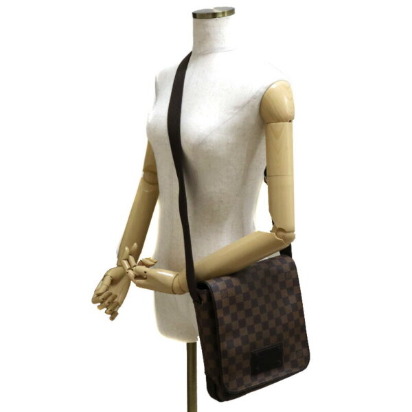 c22 7165 8 Louis Vuitton Brooklyn PM Shoulder Bag Damier Ebene Brown