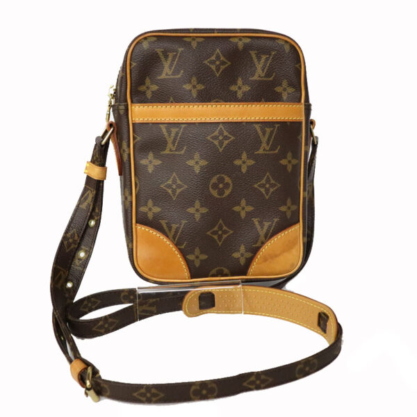 c22 867 1 Louis Vuitton Danube Shoulder Bag Monogram