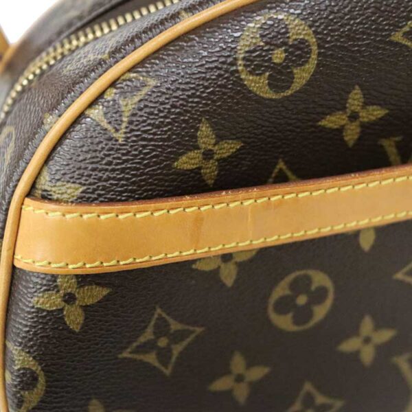 c23 4237 15 Louis Vuitton Blois Shoulder Bag