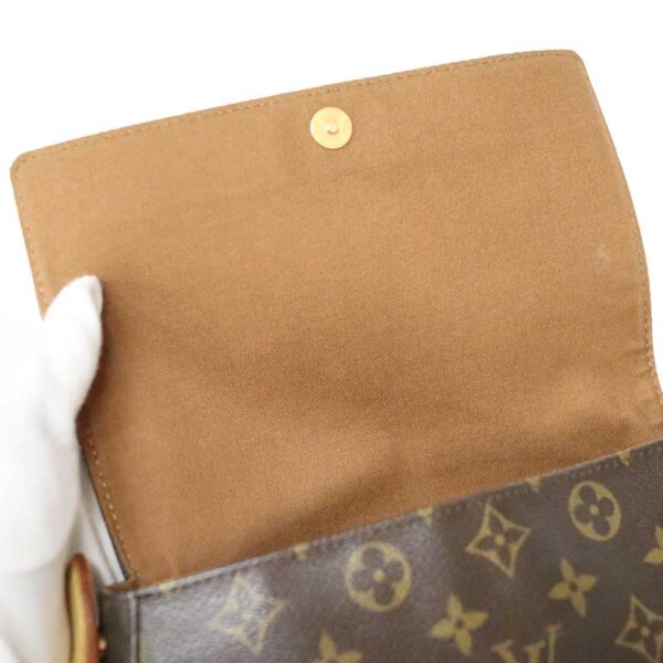 c23 4777 12 Louis Vuitton Mini Looping Shoulder Bag