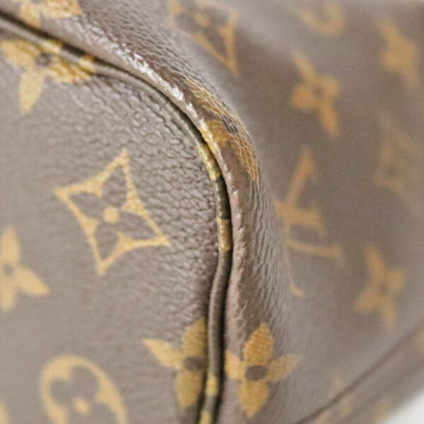 c23 5169 9 Louis Vuitton Neverfull PM Tote Bag