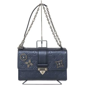 c23 7010 1 Bottega Veneta Arco Medium Tote Bag