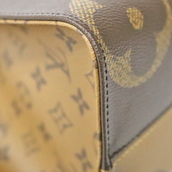 c23 7990 4 Louis Vuitton On the Go MM Reverse Monogram Brown