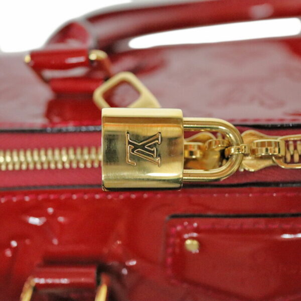 c23 8041 9 Louis Vuitton Montana Handbag Pomme dAmour Red