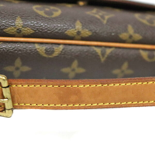 c24 1172 9 Louis Vuitton Musette Tango Shoulder Bag Monogram