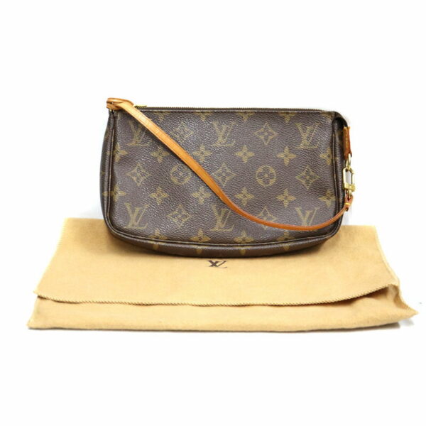 c24 3939 11 Louis Vuitton Pochette Accessoire Pouch Monogram