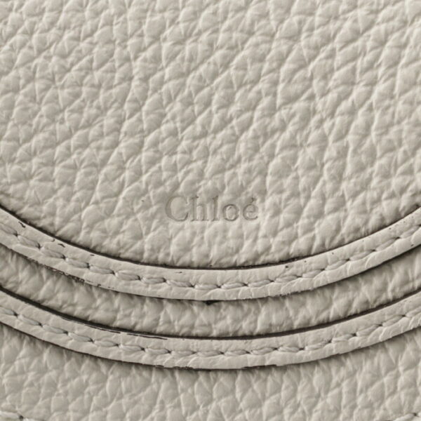 chc22ss729g58101 4 Chloe Marcie Small Basket Raffia Crossbody Bag White