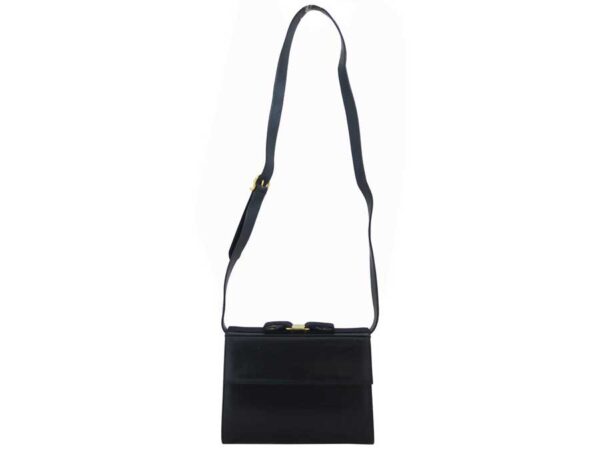 e51797a 1 Salvatore Ferragamo Leather Tote Bag Black