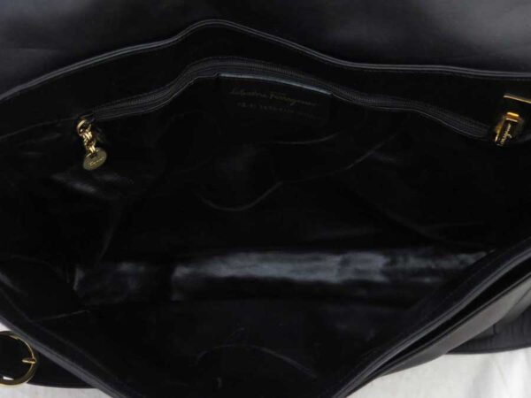 e51902a 3 Salvatore Ferragamo Gancini Haraco Leather Bag Black