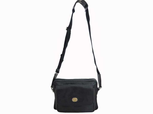 e52599a 1 Gucci GG Shoulder Bag Black Leather