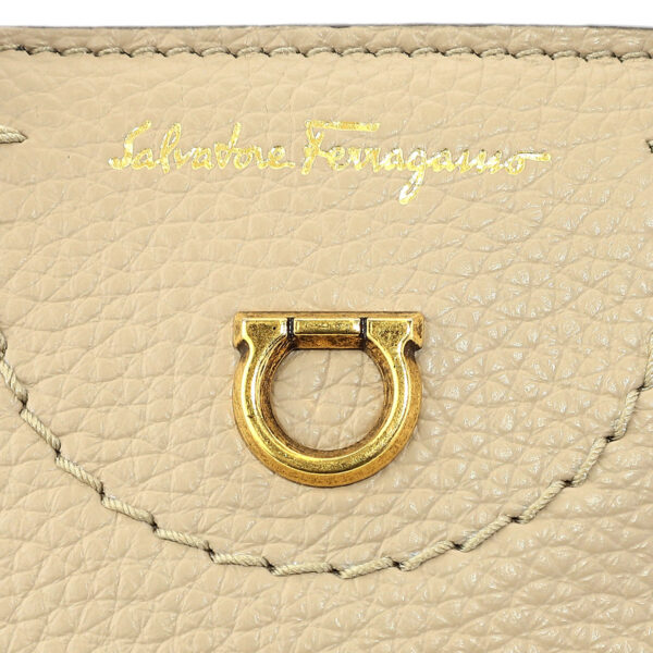 fr212964758948003 9 Ferragamo Shoulder Bag Gancini Beige