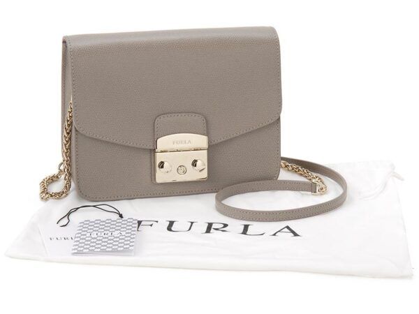 fur941916 3 Furla Metropolis S Shoulder Bag Gray