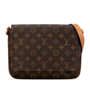 gduti5v9redarqni 1 Louis Vuitton Damier Rivera MM Handbag