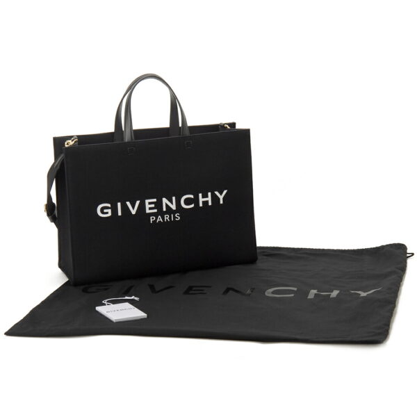 givbb50n2b1f1001 3 Givenchy G Tote Tote Bag Black