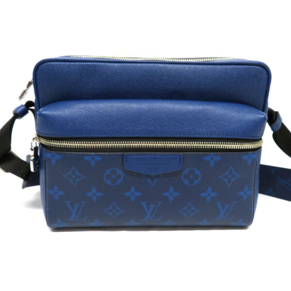 h21008320 Louis Vuitton Outdoor Messenger Bag Taigarama Leather Blue