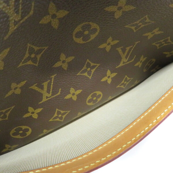 h2101697 9 Louis Vuitton Reporter PM Shoulder Bag Monogram Canvas Brown