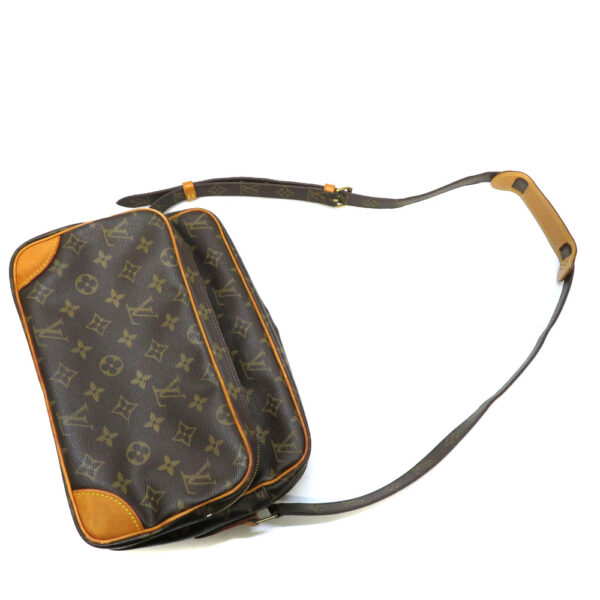 h2102290 5 Louis Vuitton Nile Shoulder Bag Monogram Canvas Brown