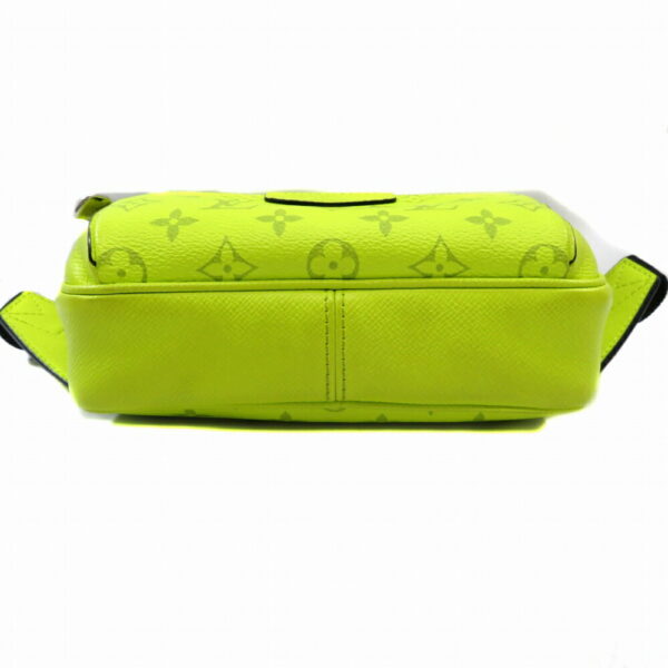 h210429107 Louis Vuitton Bum Bag Taigarama Leather Yellow