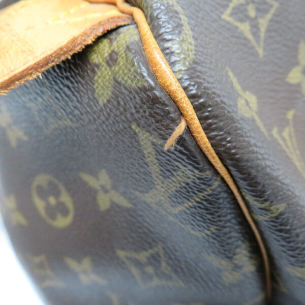 h2105565 13 Louis Vuitton Speedy 30 Handbag Monogram Canvas Brown