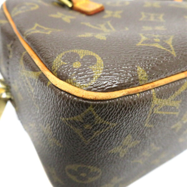 h2105873 6 Louis Vuitton Cite MM Shoulder Bag Monogram Canvas Brown