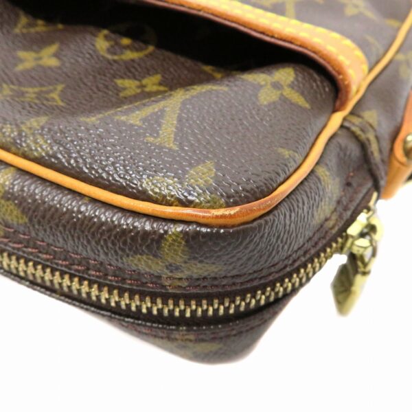 h220361709 Louis Vuitton Danube Monogram Shoulder Bag Brown