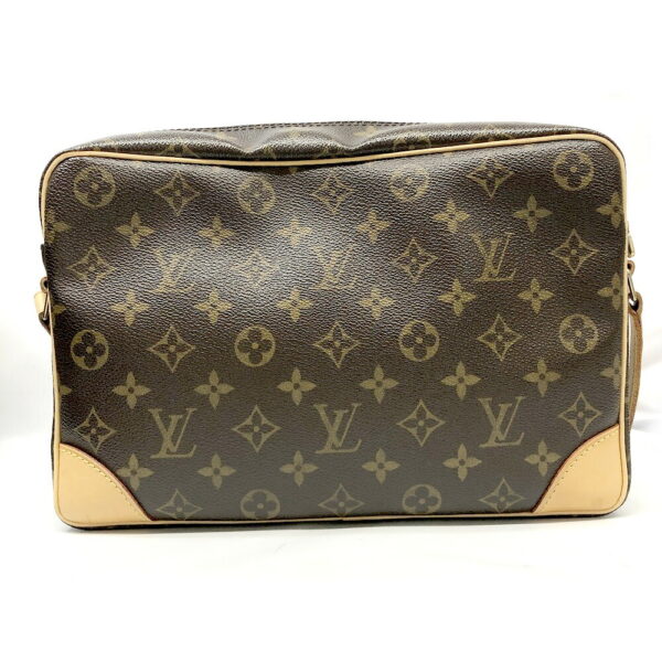 h2203618 3 Louis Vuitton Trocadero 30 Monogram Shoulder Bag Brown