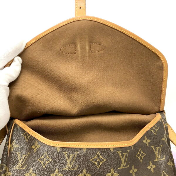 h2204186 11 Louis Vuitton Saumur 30 Monogram Shoulder Bag Brown