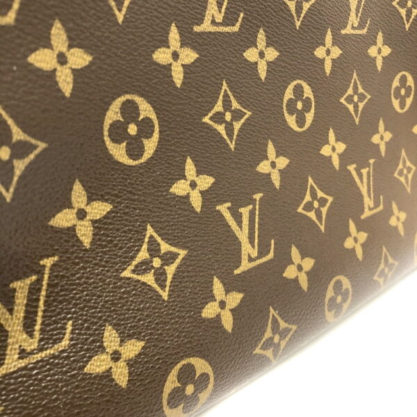 h2204191 16 Louis Vuitton Viva Cite GM Monogram Shoulder Bag Brown