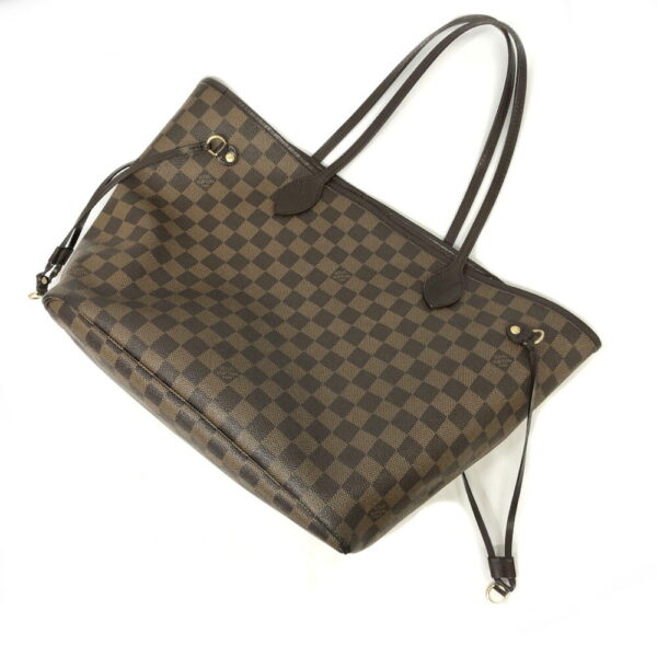 h2204377 11 Louis Vuitton Neverfull MM Damier Ebene Tote Bag Brown