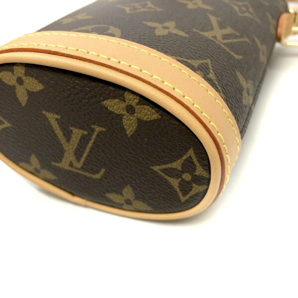 h2205622 6 Louis Vuitton Fold Me Monogram Pouch 2Way Shoulder Bag