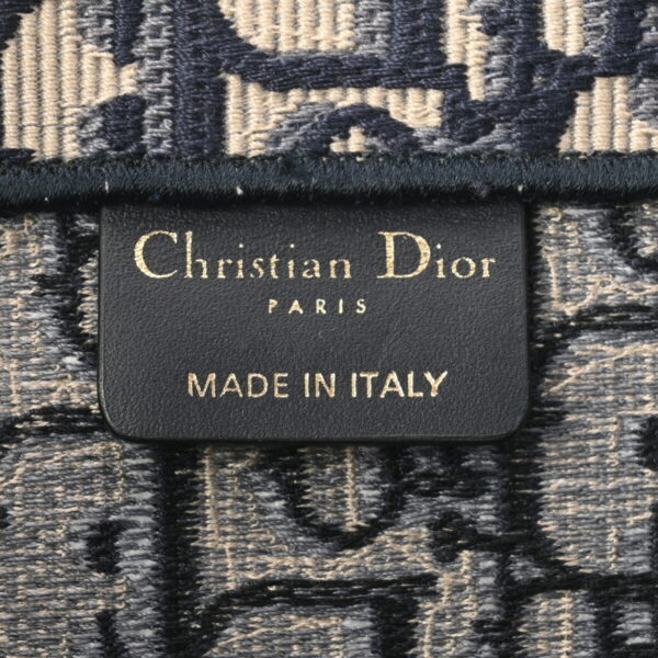 ik 00 0620754 16 Dior Book Tote Medium Oblique Embroidered Canvas Navy