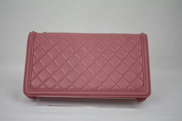 imgrc0070444480 Chanel Boy Chanel Bag Pink