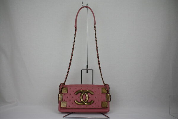 imgrc0070444481 Chanel Boy Chanel Bag Pink