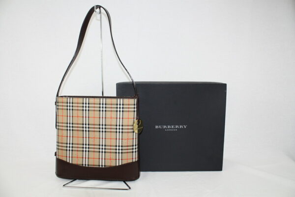 imgrc0070742036 Burberry Handbag with G Charm