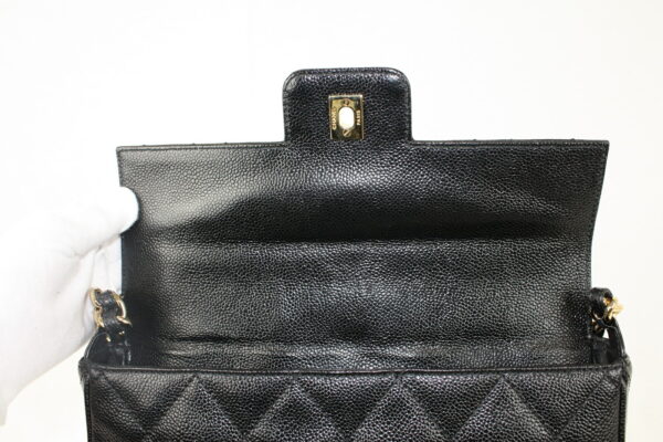 imgrc0070797641 Chanel Caviar Skin Shoulder Bag Black