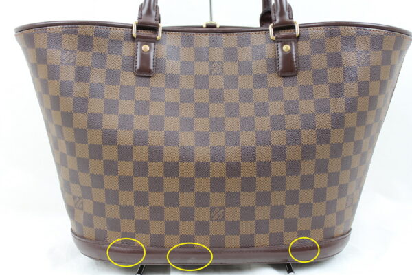 imgrc0071222240 Louis Vuitton Manosque Damier Handbag Brown