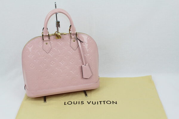 imgrc0071621905 Louis Vuitton Vernis Alma PM Handbag