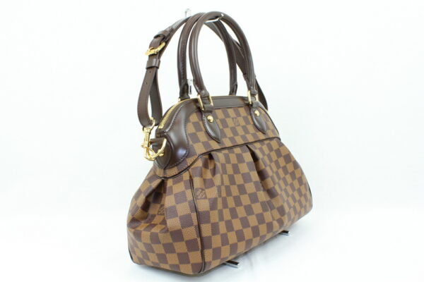 imgrc0071623343 Louis Vuitton Trevi PM Shoulder Bag Damier