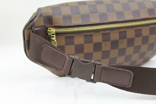 imgrc0071740936 Louis Vuitton Bum Bag Melville Body Bag Damier Brown