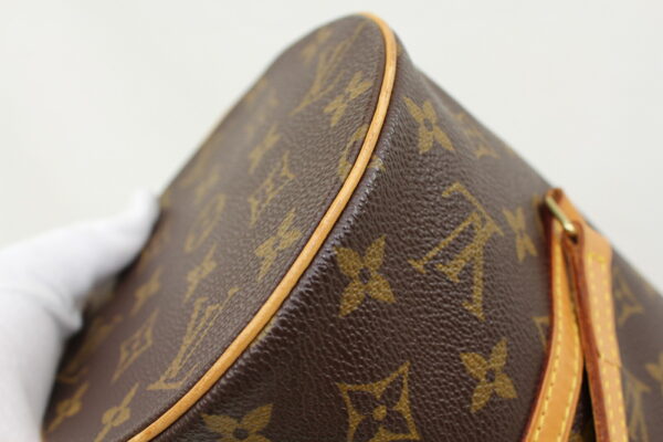 imgrc0071991272 Louis Vuitton Papillon 30 Handbag Monogram