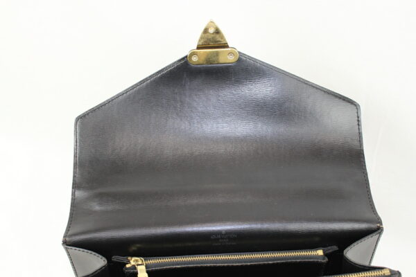 imgrc0071994571 Louis Vuitton Concorde Handbag Epi Leather Noir Black