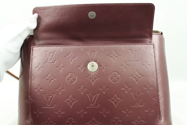 imgrc0072076251 Louis Vuitton Alston Shoulder Bag Monogram Matte Violet Wine Red